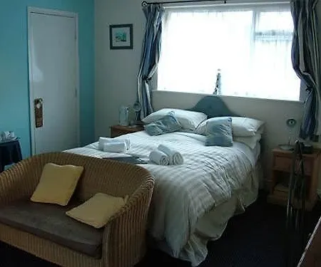 Driftwood Spars 4*